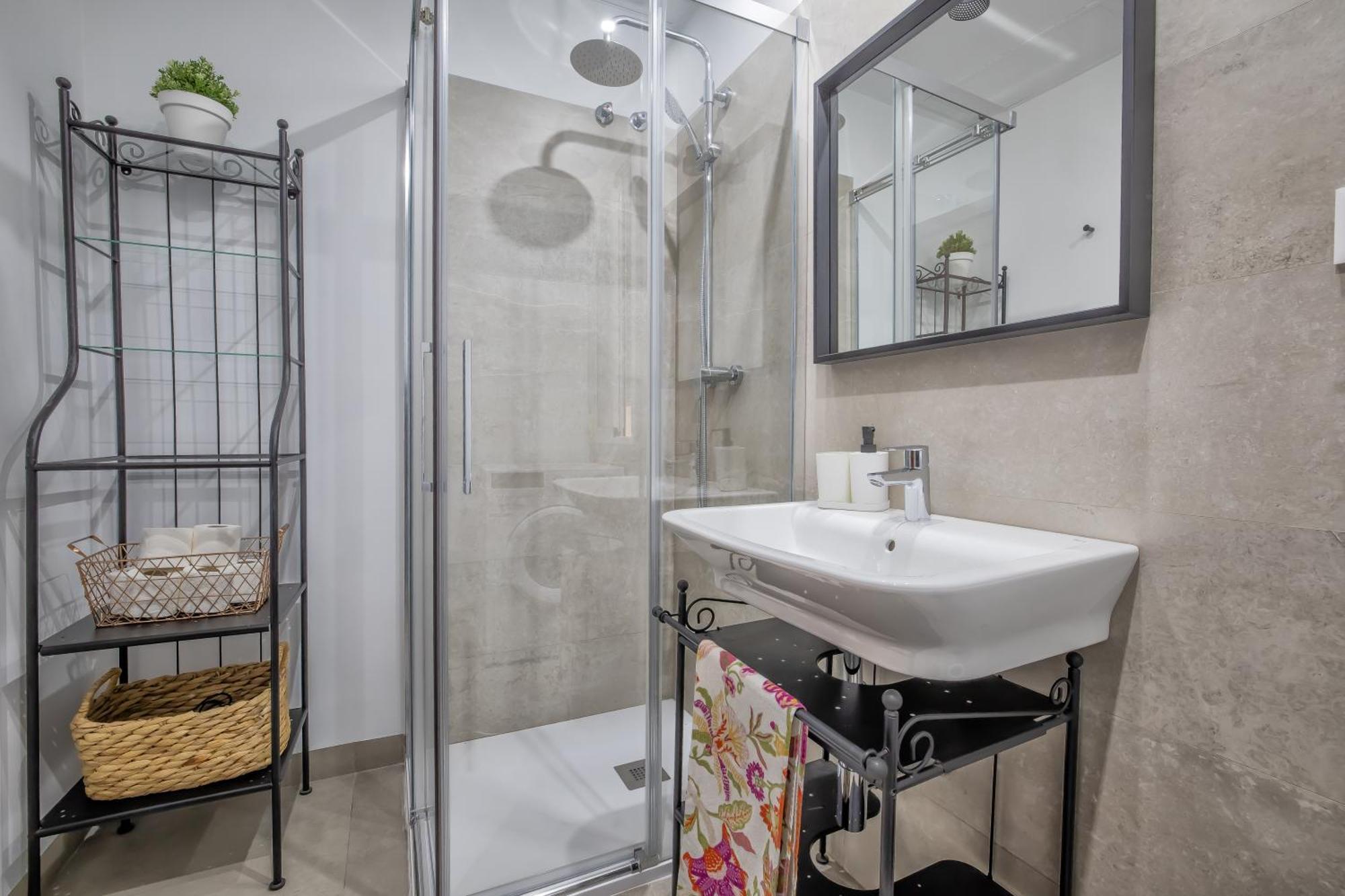 Andalusi & Centre & Parking Incluido Apartment